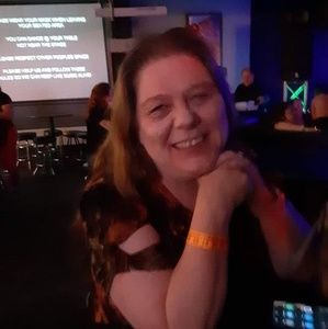 Meet your Posher, Brenda